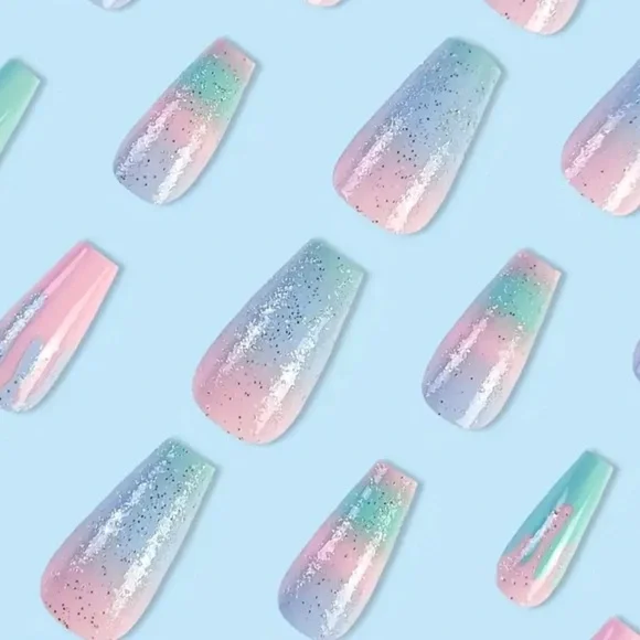 NEW Pastell Pink Blue Green Long Coffin Paint Drip Nails - Picture 4 of 6